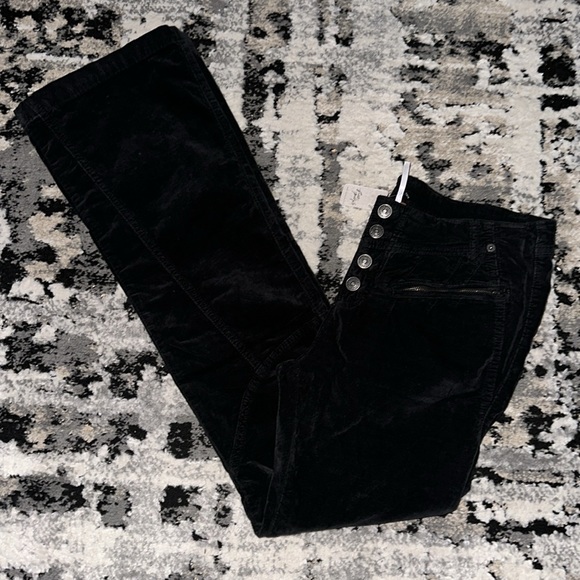 NWT Free People Hit Back Slim Flare Pants black velvet - Picture 6 of 7